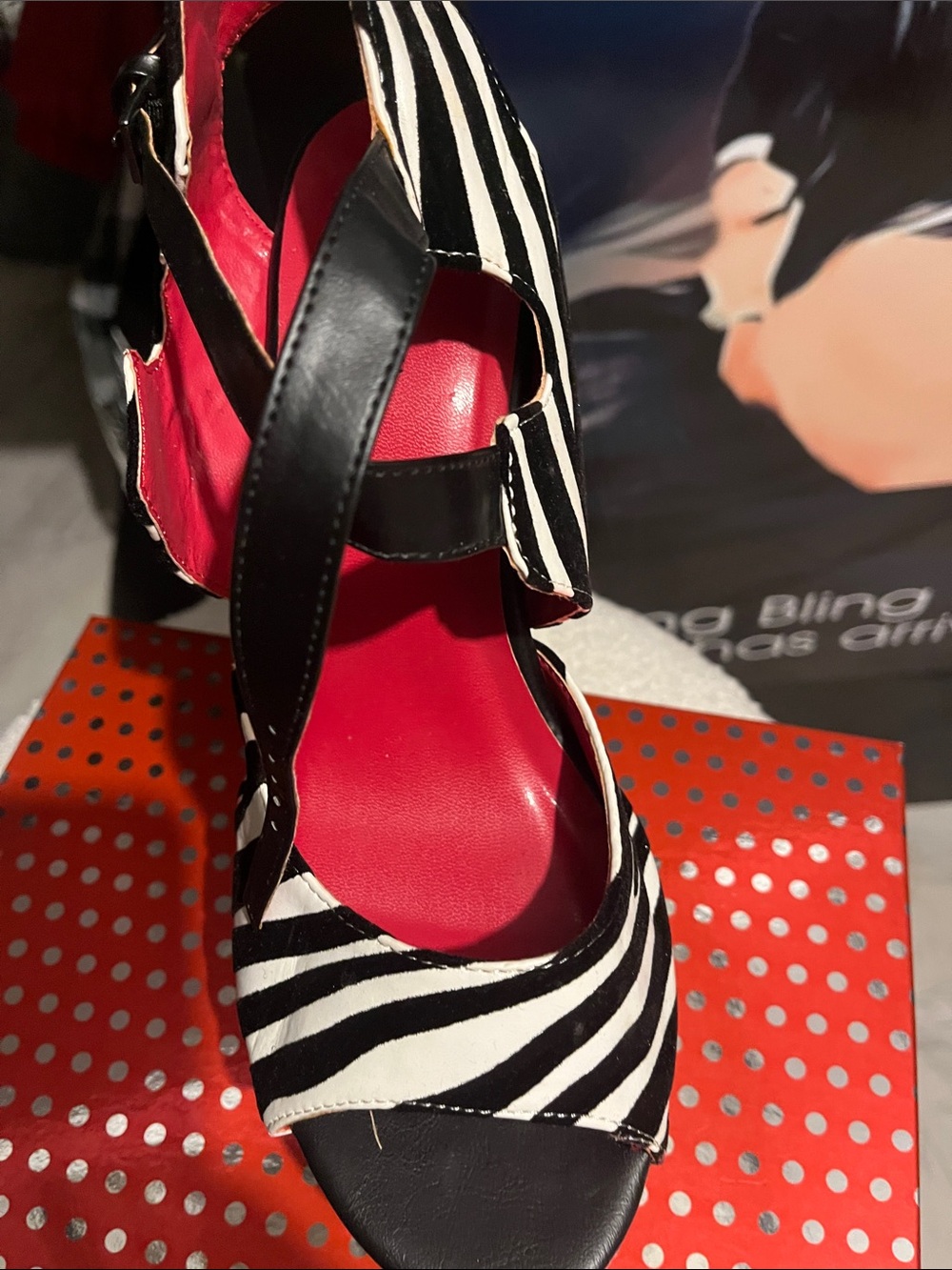 Zebra-Print Platform Sandals with Red Insole and Black Straps - Picture 6 of 6